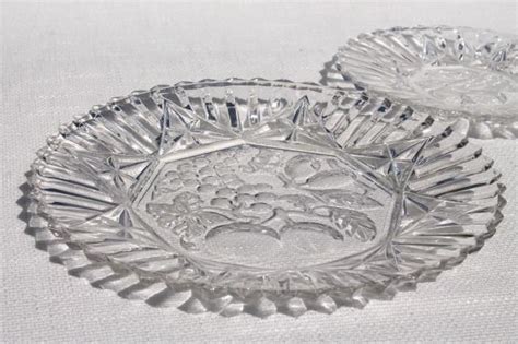 Vintage Pioneer Fruit Pattern Glass Platter Salad Or Dessert Plates