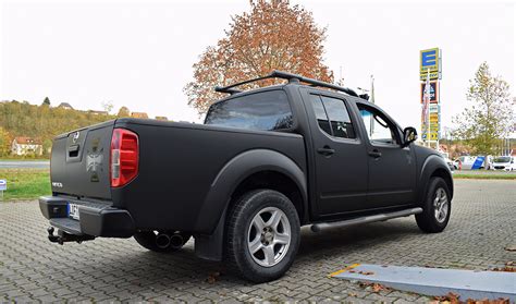 Schwarz matt details zum angebot: Vollfolierung Nissan Navara schwarz-matt - Stick9.de