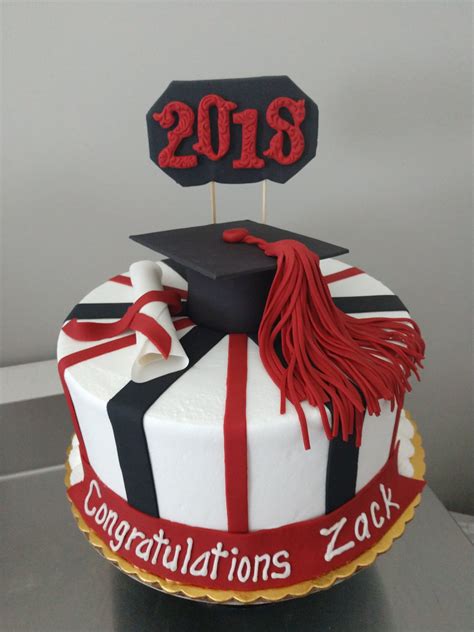 12 Cool And Unique Graduation Cake Ideas For Your Special One