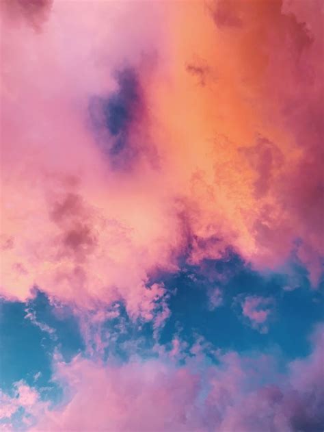 Vaporwave is a music genre branching from electronic chillwave. #pretty #clouds #pink #orange #blue #aesthetic | Orange ...