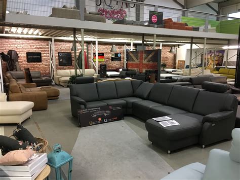 Preiswerte sofas & polstermöbel ab 250.00 chf. Pin von Sofa Depot GmbH auf Familienunternehmen Sofa Depot ...
