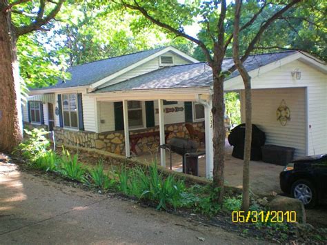 7 @ the old swiss village. Pet Friendly Captains Cabin-Osage Beach Has Central ...