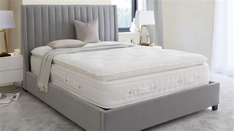 We're also explaining how king size bed dimensions compare to other mattress sizes and answering the most commonly asked questions about king size mattresses. Ultimate Pillow-top 2000 Pocket Spring King Size Mattress