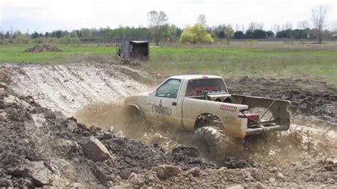 Chevy S10 4x4 Mudding At Back 40 Mud Bog Youtube