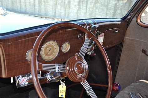 Thanks to barn finds reader. 1936 Ford Tudor Sedan Humpback V8 Flatty