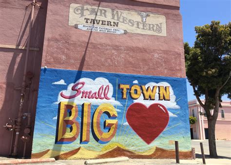 New Guadalupe Mural Displays ‘small Town Big Heart At Old Far Western Tavern Local News