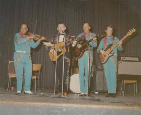 Play along in a heartbeat. CHEX TV presents Hank Snow at the Peterborough Memorial ...