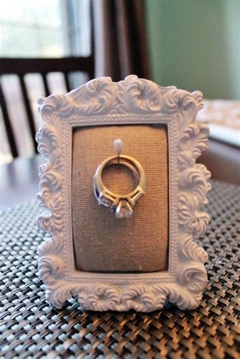 This book holder fits around the thumb and is perfect for those who read with one hand (which is enough to read books or simultaneously more adventurous!) visit our thumb book themed gear, equipped with a key link to an end! DIY: Ring Holder Frame | Ring holder frame, Ring holder ...
