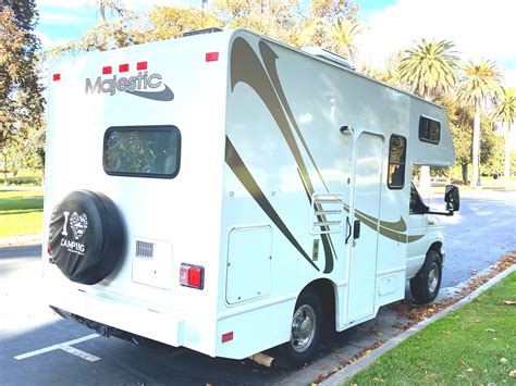 2017 Thor Motor Coach Four Winds Majestic Camper Van Rental In Fremont