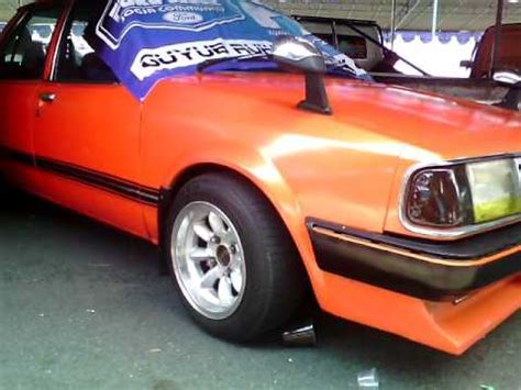 Honda gl muncul lewat 2 volume mesin berbeda. Download Gambar Modifikasi Mobil Ford Laser - RIchi Mobil