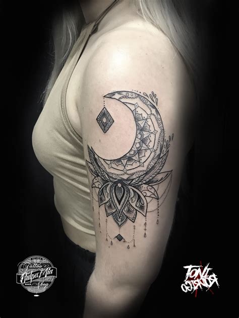 Tonirodrigotattoo Moon Mandala Moonmandala Tattoo Tatuaje Geometric