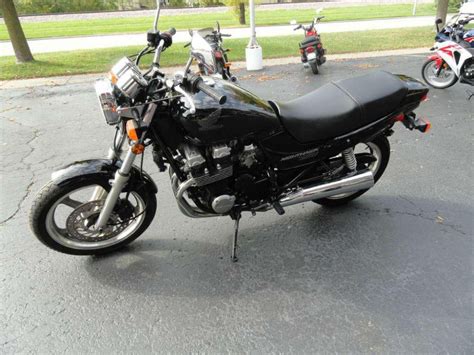 Specs for trim nighthawk black pearl/dark gray. 1999 Honda Nighthawk 750 Standard for sale on 2040-motos