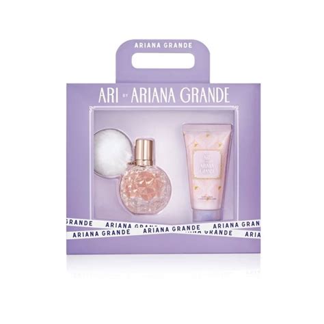 Ariana Grande Perfume T Set The Best 2019 Ts At Target