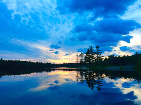 無料画像 木 地平線 雲 空 日の出 日没 太陽光 朝 湖 夜明け 雰囲気 パノラマ 夕暮れ イブニング 反射