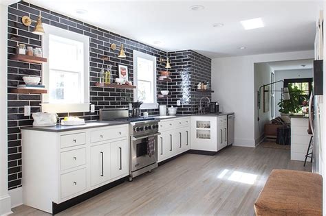 A kitchen with white cabinets, countertops, and backsplash can quickly look sterile. Pin on Design: Kitchen