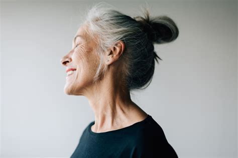 Why Do We Really Age A Longevity Expert Explains 2 Popular Theories