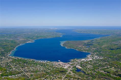 Past experiences of boating on lake charlevoix and enjoying the town of charlevoix drew us to this location. 5 Lakes in Northern Michigan You Have to Visit This Summer