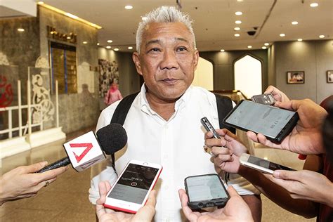 Jabatan imigresen malaysia (jim) telah mewujudkan laman web di mana warganegara malaysia boleh menyemak status dokumen perjalanan (pasport) dan perjalanan ke semoga maklumat semakan senarai hitam imigresen ini dapat membantu melancarkan perancangan anda untuk ke luar negara. Sekatan Perjalanan Perlu Ikut Undang-Undang - MYNEWSHUB