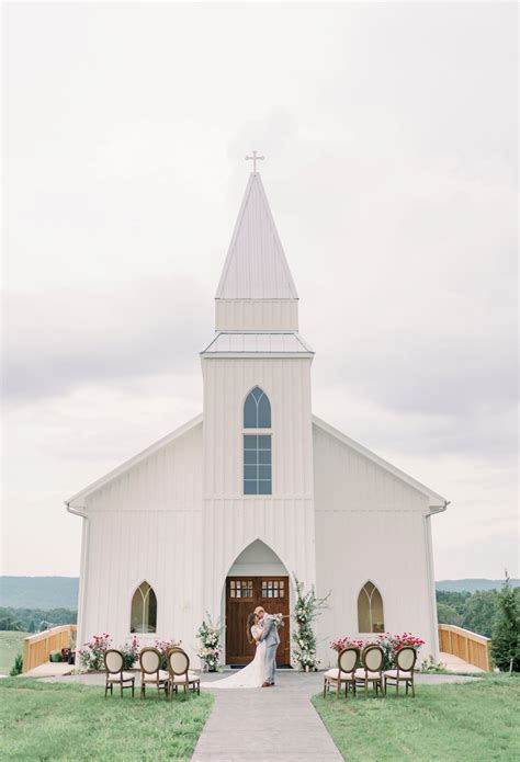 Wedding Chapels in Tennessee | Howe Farms
