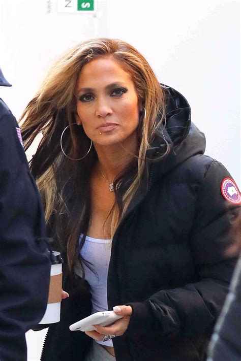 Live from london 1 episode (2013) JENNIFER LOPEZ Arrives on the Set of Hustlers in New York ...