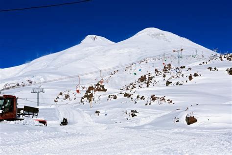Ski Resort On Mount Elbrus Stock Image Image Of Blue 39350731