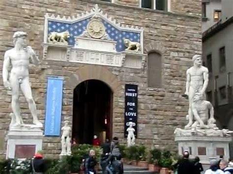 Then michelangelo, at the age of 26, was given the chance. Piazza della Signoria, Palazzo Vecchio and the Replica of ...