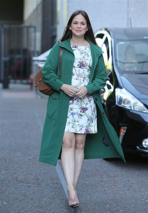 Последние твиты от giovanna fletcher (@mrsgifletcher). GIOVANNA FLETCHER Leaves ITV Studios in London 06/13/2017 ...