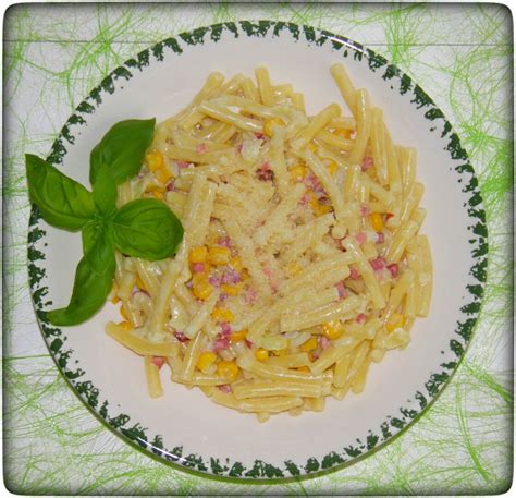 Schnelle und simple mittagessen rezepte. Schnelle-Schinken-Sahne-Nudeln-für´s-Mittagessen-aus-dem ...