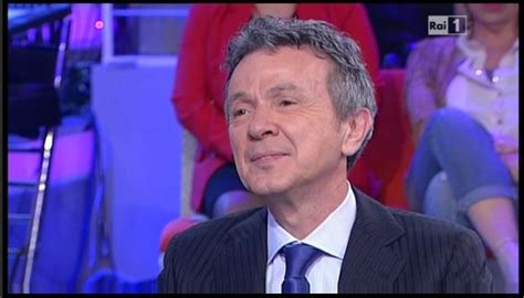 Pupo è anche nonno di leonardo, nato nel 1999, e di viola, nata nel 2010. Pupo: età, altezza, peso, moglie, figli e nome vero ...