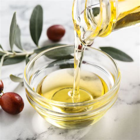 Beauty Experts Say These Are The Best Oils For Growing Thicker And