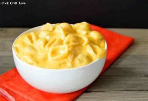 Campbell's soup cans (sometimes referred to as 32 campbell's soup cans) is a work of art produced between november 1961 and march or april 1962, by american artist andy warhol. Creamy Mac and Cheese | Cook. Craft. Love.