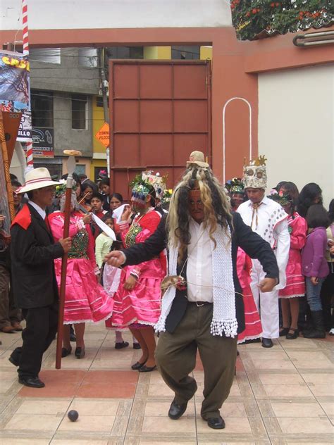 La basílica de san pedro en el vaticano es la sede de la iglesia católica desde donde gobierna el papa. Huancash la voz de Piscobamba: Fiesta de San Pedro y San ...