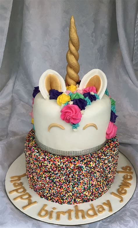 At piece a cake we try to create special birthday cakes uniquely matched to the personality and style of the one celebrating their birthday! Unicorn Cake Story | Kay Cake Designs