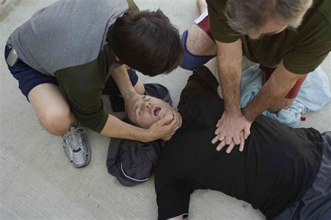 Sudden Cardiac Arrest Meaning Causes How To Help