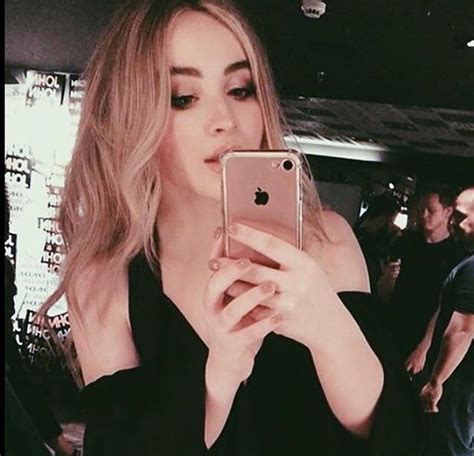 Bby Sabrina Carpenter Girl Photo Poses Girl Photos Pretty People Beautiful People Famous