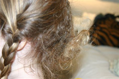 Can you help me to suggest proper food for it? Tangled Hair Techs: November 2012
