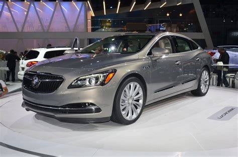 Edmunds also has used buick lesabre pricing, mpg, specs, pictures, safety features, consumer reviews and more. 2021 Buick Lacrosse Release Date in 2020 | Buick lacrosse ...