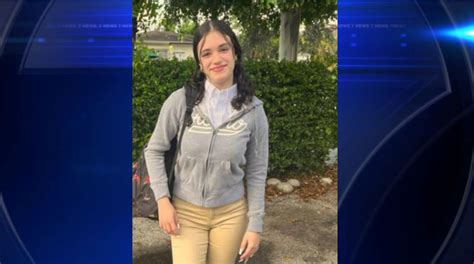 Hialeah Police Seek Help From Public In Locating Missing 13 Year Old Girl Wsvn 7news Miami