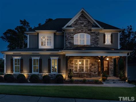 Homes for Sale in 12 Oaks, Holly Springs, NC | Howard Group Real Estate
