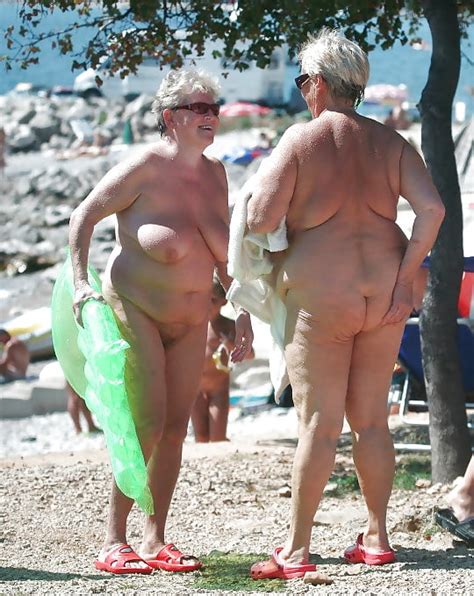 Nude Beach Matures Only 99 Bilder