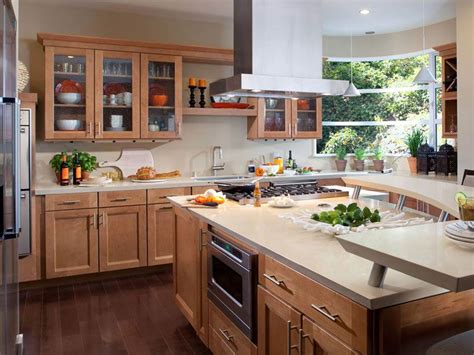 From company's trade report, you can check company's contact, partners, ports, and you can also query the price of maple cabinet. Maple Spice | Maple kitchen cabinets, Interior design ...