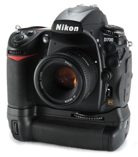 Nikon Dslr Camera Reviews Nikon D700 121mp Fx Format Cmos Digital Slr