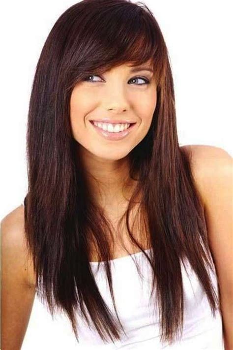 Cortes de pelo corto para cara ovalada. Cortes de pelo para cara ovalada: fotos de los looks ...