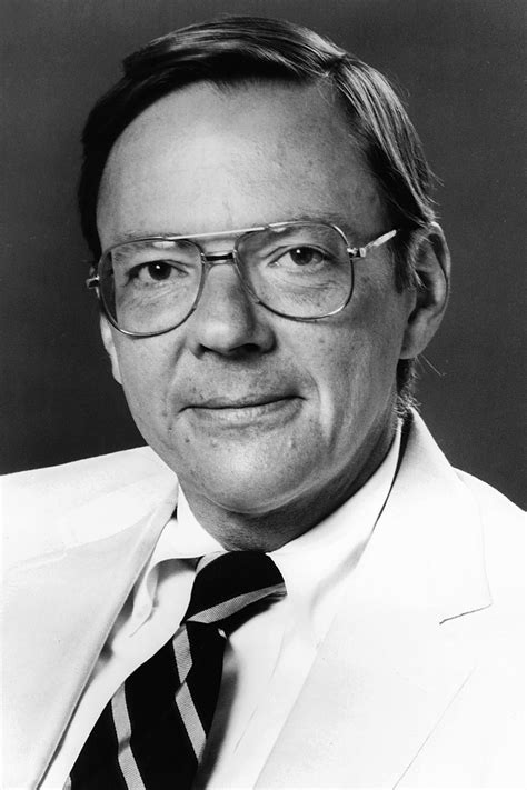 Bruce Morton Former Cbs And Cnn Newsman Dies At 83 Hollywood Reporter