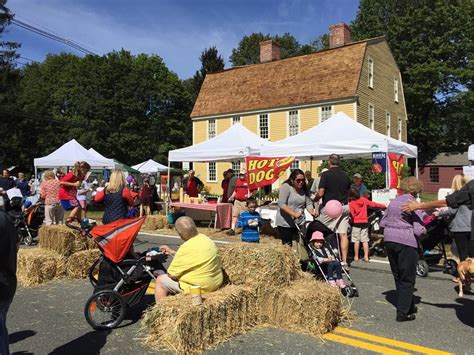 12 Harvest Festivals In Massachusetts That Will Make Your Autumn Awesome