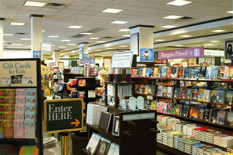 Find out what life is like at barnes and noble booksellers. tog of coral gables dailyphoto: Barnes and Noble