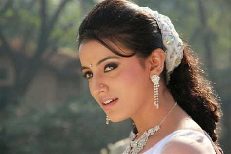 Bhojpuri Actress Akshara Singh Wiki Biography Profile And Movie List