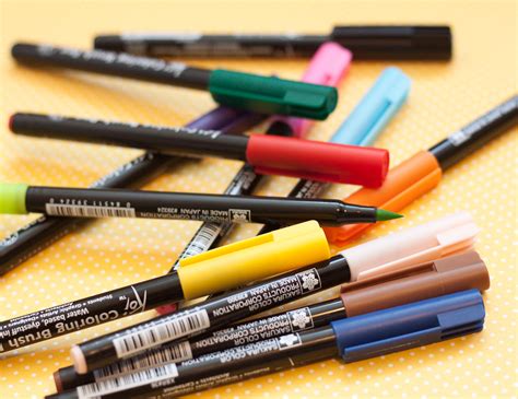 How to use watercolor paints? Review: Koi Watercolor Brush Pens 12-Color Set - The Well ...