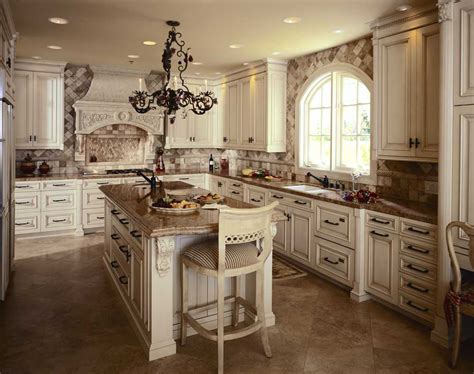 See more ideas about indian kitchen, brass decor, indian kitchen utensils. Traditional Kitchen Design Ipc299 - Luxurious Traditional ...