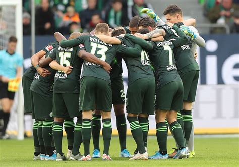 Mit der aktion enden am samstag die vielfaltswochen 2019 des bundesligisten. Geisterspiel-Entscheidung vertagt: DFL und ihre Klubs ...